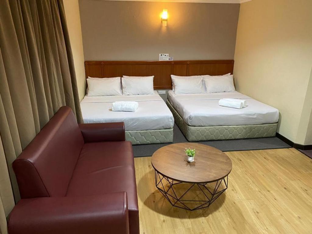Hotel Perdana Lawas Kültér fotó