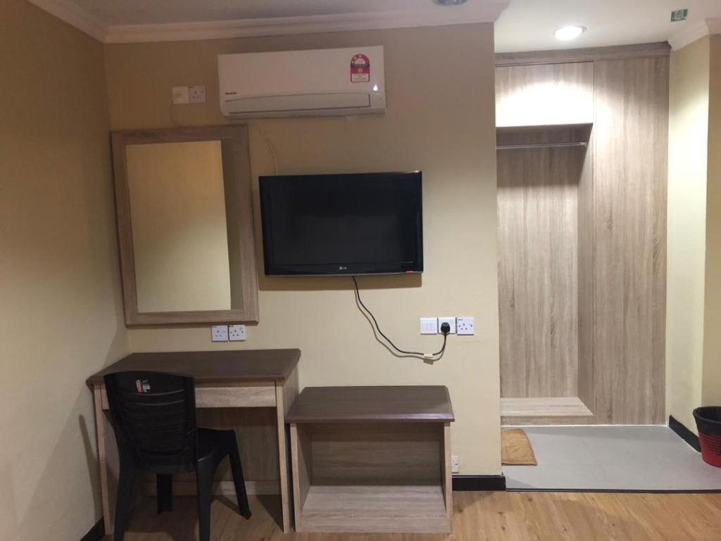 Hotel Perdana Lawas Kültér fotó