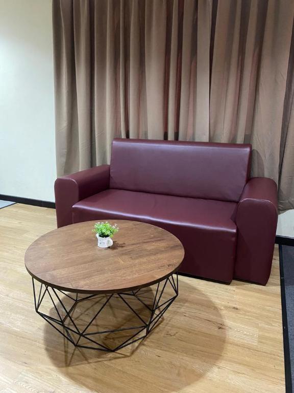 Hotel Perdana Lawas Kültér fotó